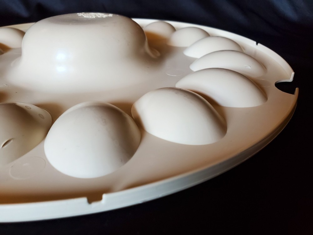 Longaberger 40233 Serve Around 16-Egg Tray Insert Deviled Egg Basket Insert