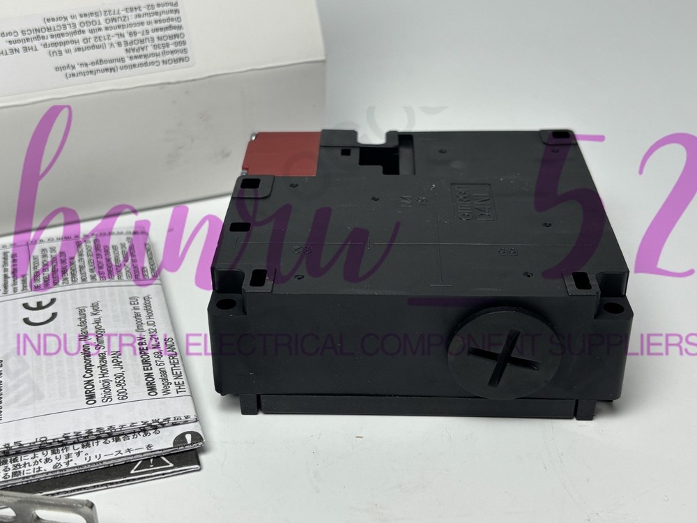 1PCS New Omron D4NL-4AFA-BS Safety Gate Switch