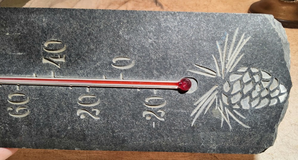 HEAVY SLATE WORKING THERMOMETER DISPLAY SIGN WITH PINEAPPLE ETCHED INTO BOTTOM