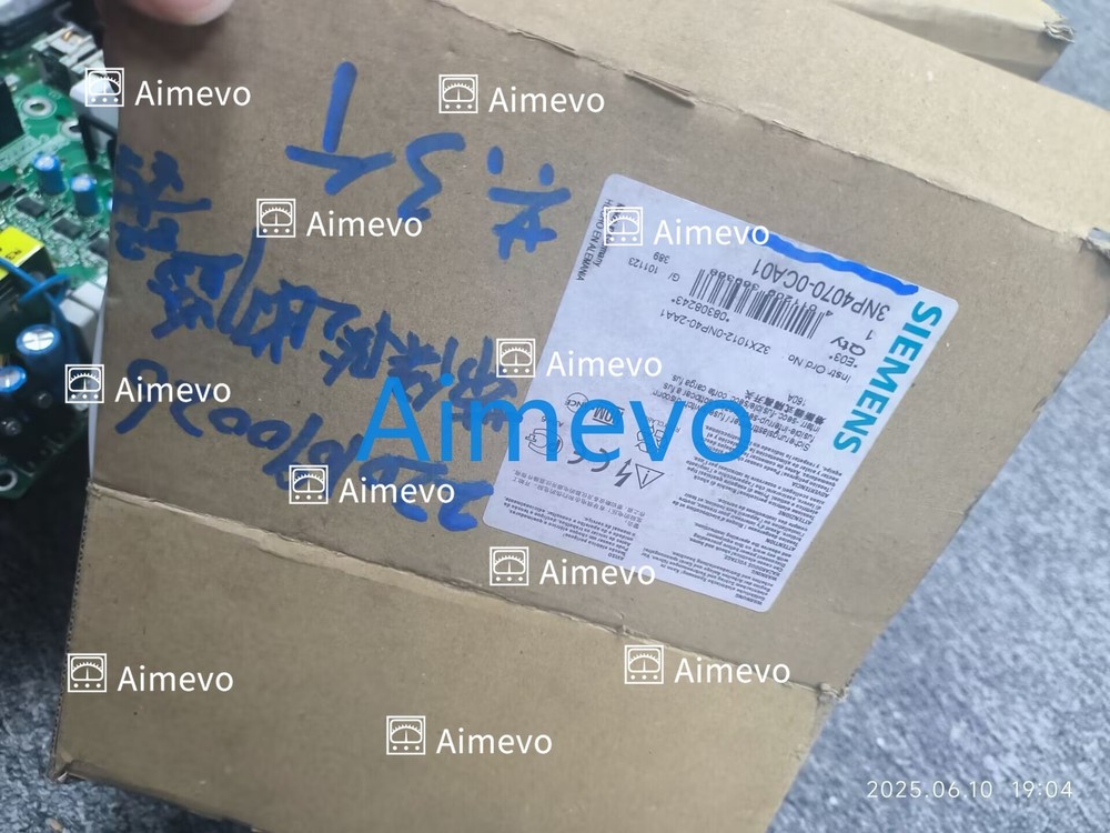 3NP4070-0CA0 SIEMENS1 / 3NP40700CA01