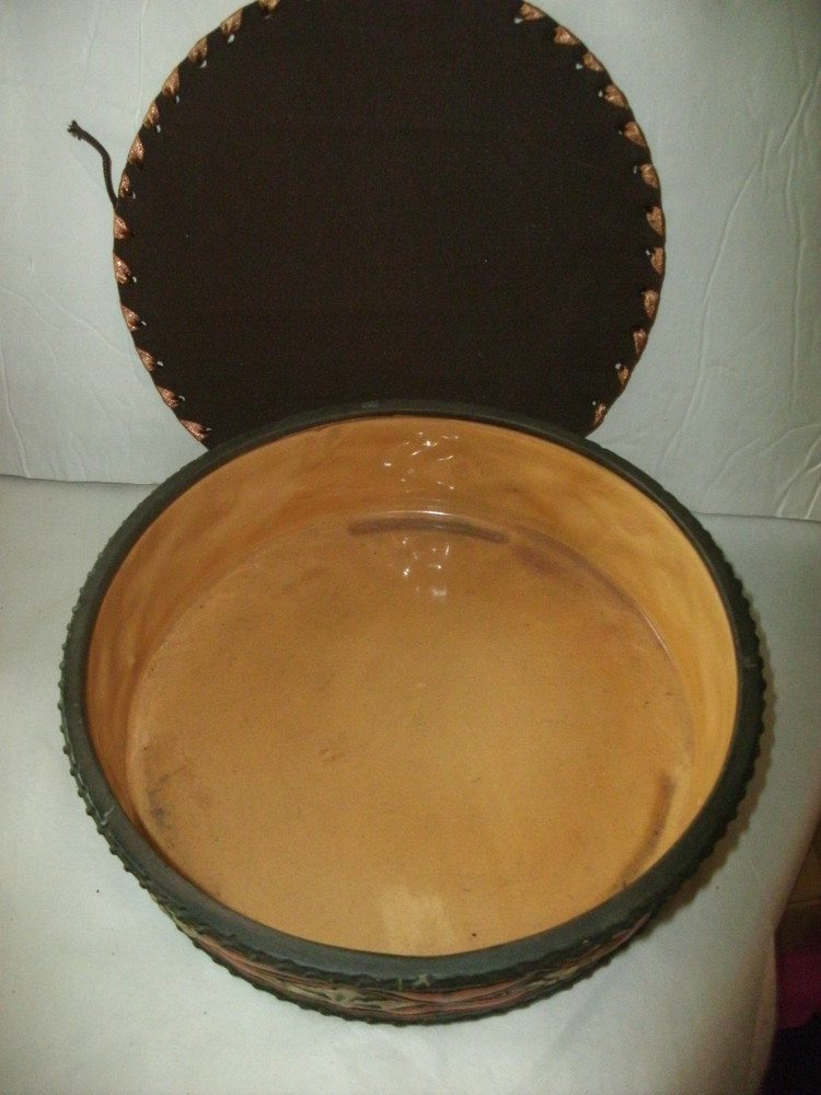 MIDDLE EASTERN HANDPAINTED CERAMIC BOWL, LEATHER LID WITH INDENTED DESIGNS