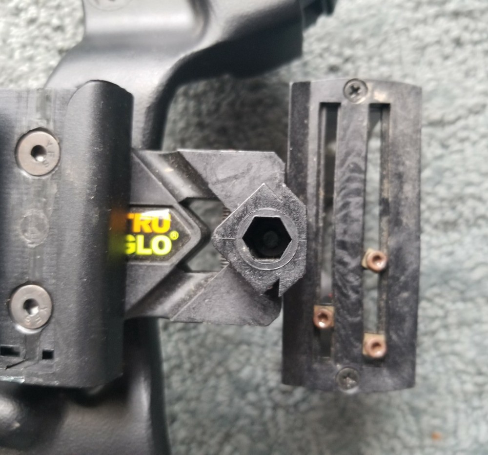 Browning Micro Midas 3 - Right Handed Youth Compound Bow