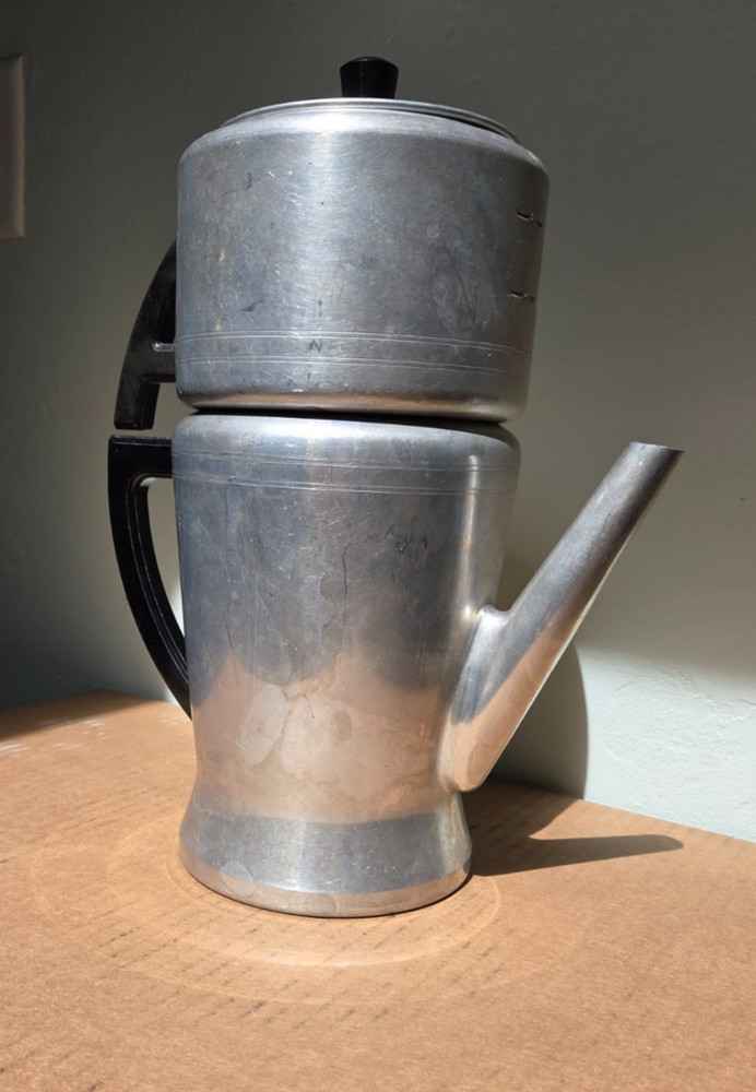 West Bend 8 Cup Flavo-Drip Coffee Maker Complete