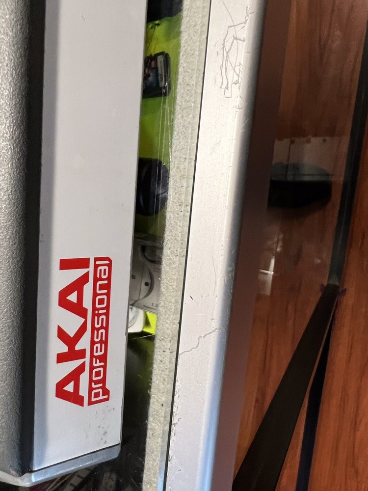 Akai MPC Renaissance Fully Integrated Midi Controller