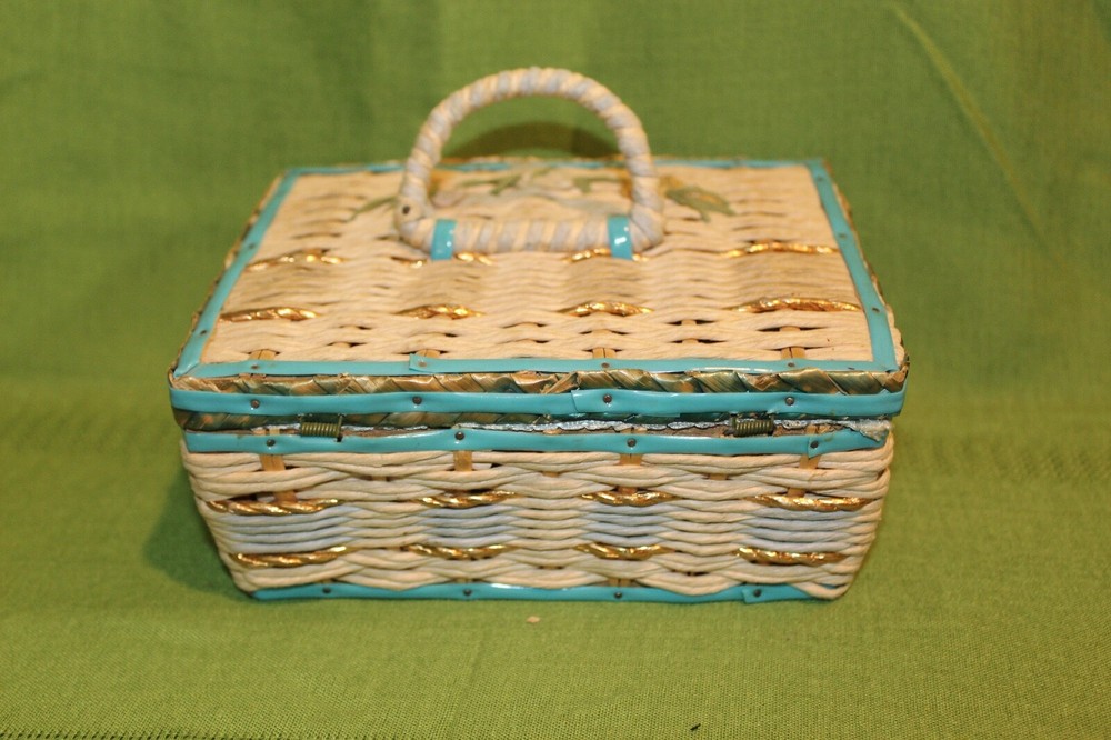 Vintage wicker sewing box w/ buttons needles pins thread