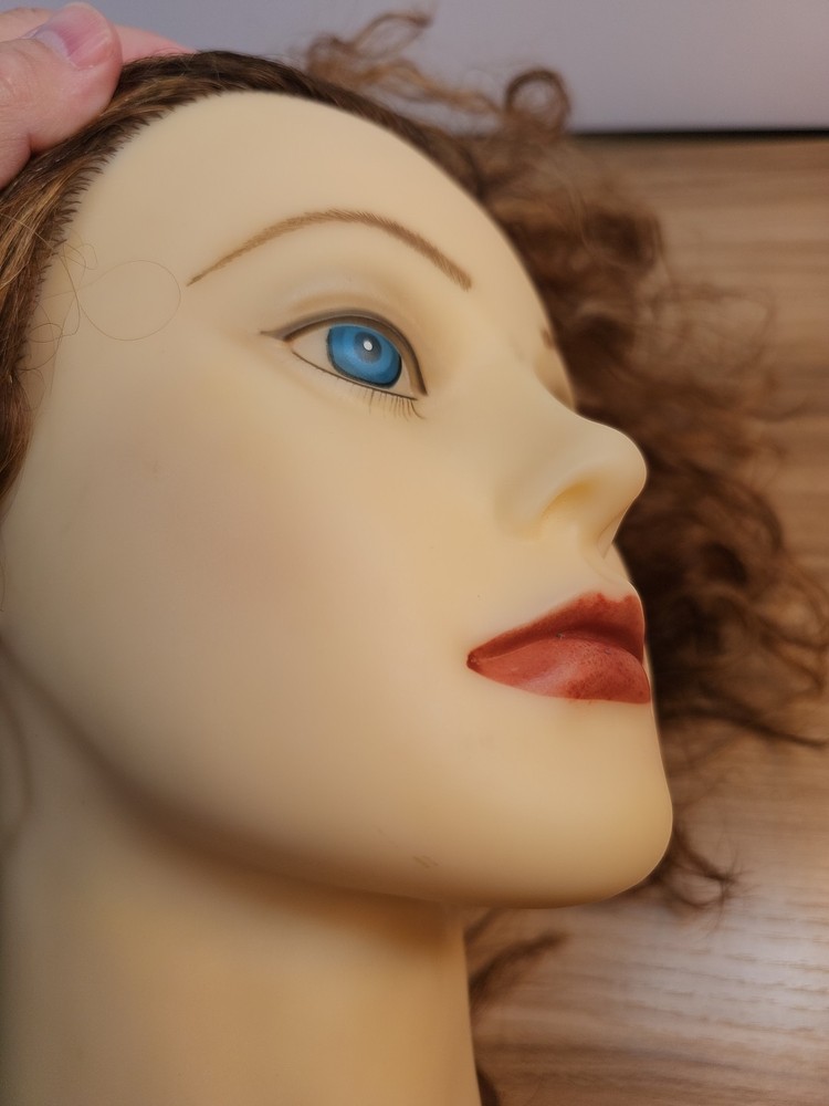 Clic Female Mannequin Head For Product Display or ????????