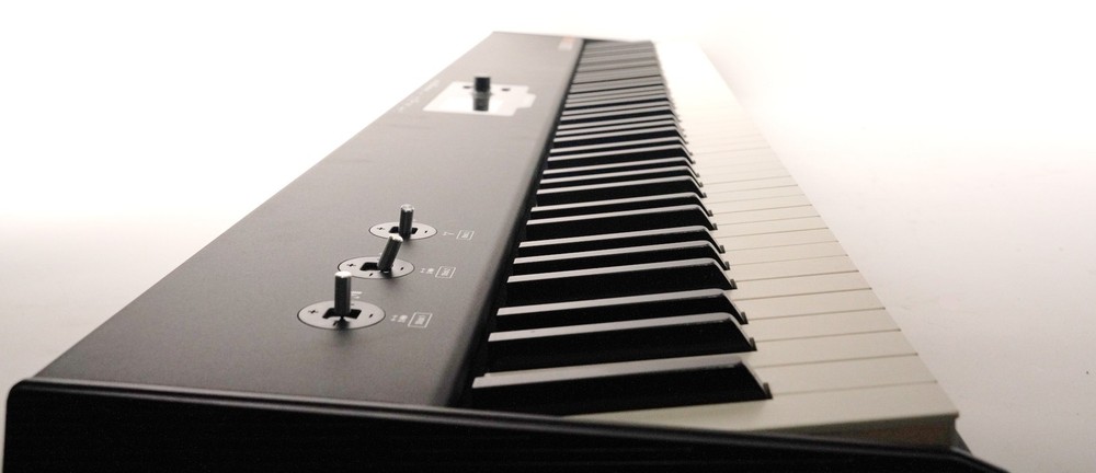 Studiologic SL88 Grand 88 Key Keyboard Controller