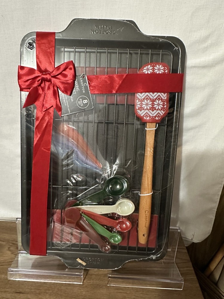 Holiday Baking Set, 8 Pieces
