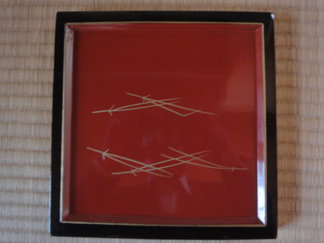 Japanese Vintage Two-tiered Lacquer Boxes