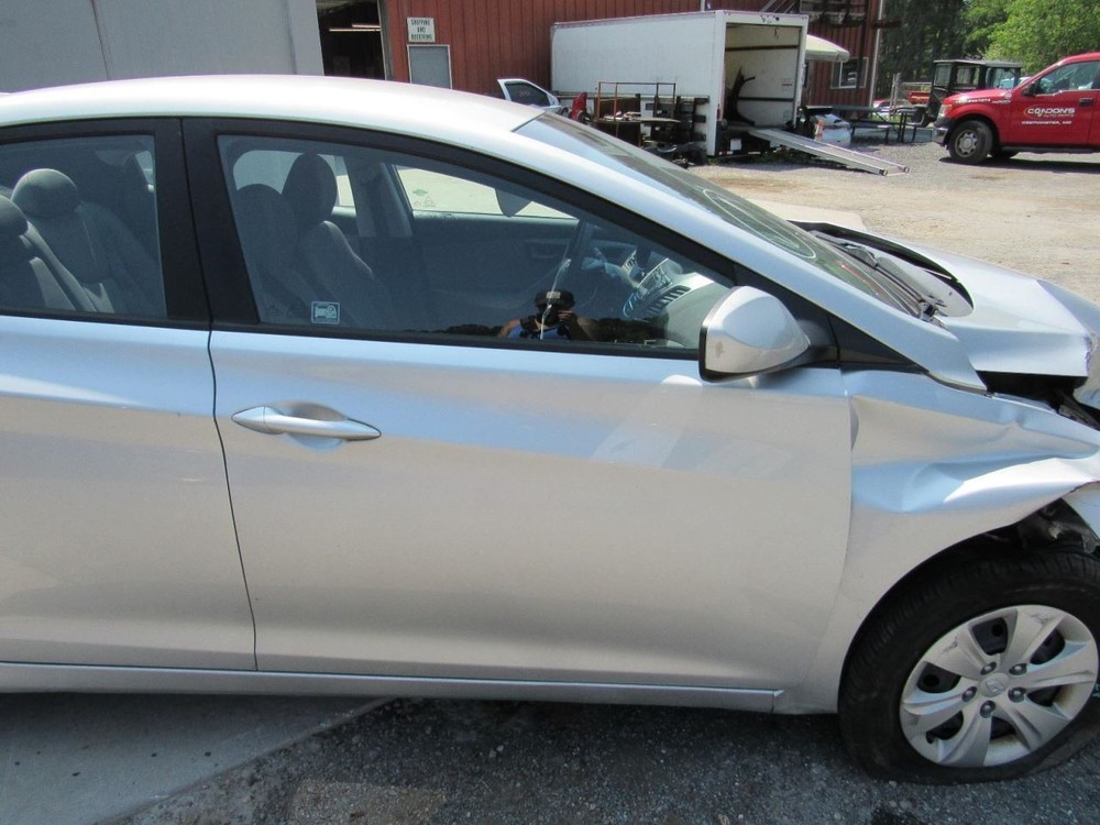 ELANTRA 2016 Glove Box 1065424