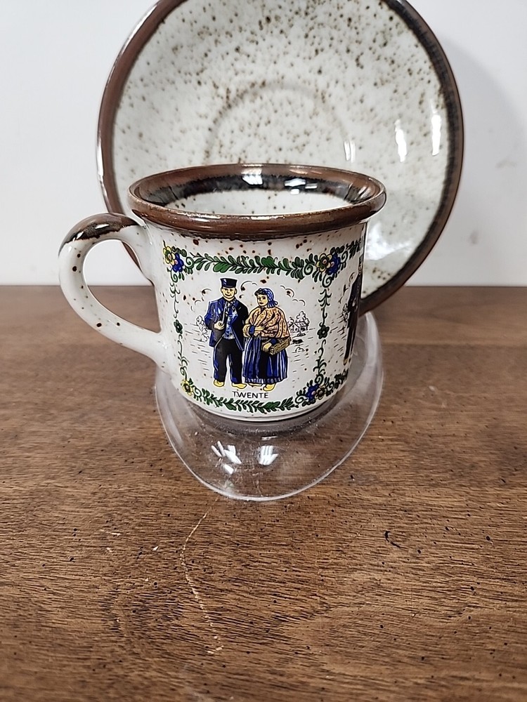 VOLENDAM SPECKLED MUG & SAUCER - NETHERLANDS