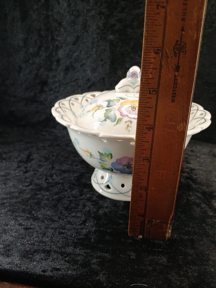 Caxap Covered Candy Dish Ritclated Edge