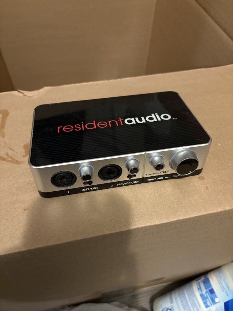 Resident Audio Thunderbolt T2 Interface (NO CORDS)