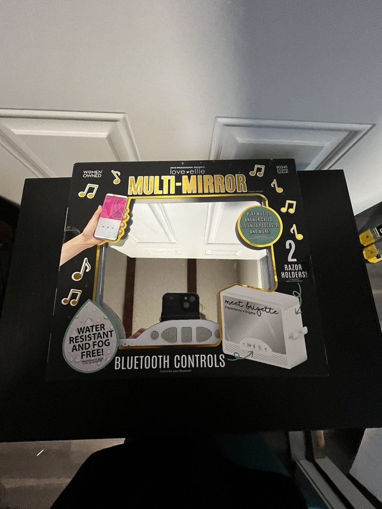 Bluetooth speaker, with mirror, rechargeable, wall mount option!