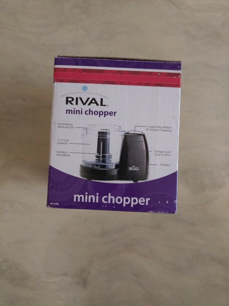 RIVAL 1 1/2 CUP CAPACITY BLACK MINI KITCHEN CHOPPER MC-67BL
