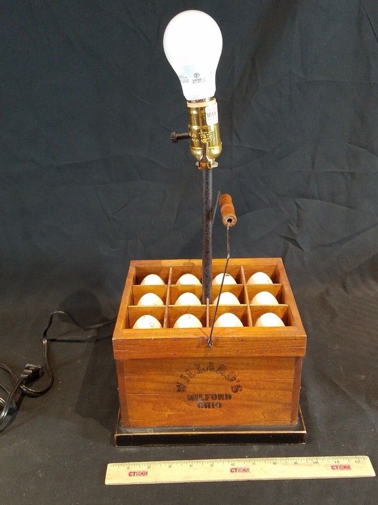 Egg Crate Lamp