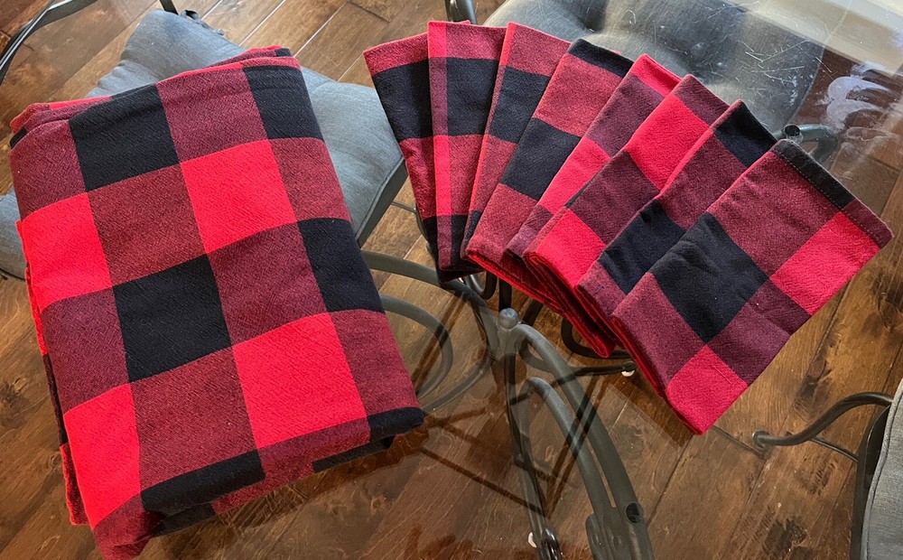 Buffalo Plaid Table Linens