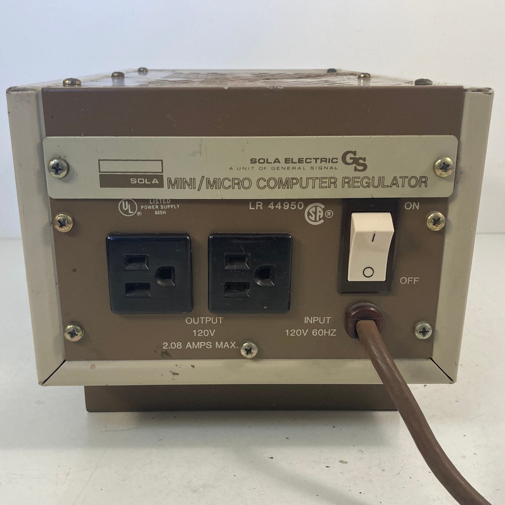 Sola Electric GS Mini Micro Computer Regulator Power Conditioner LR 44950 Tested