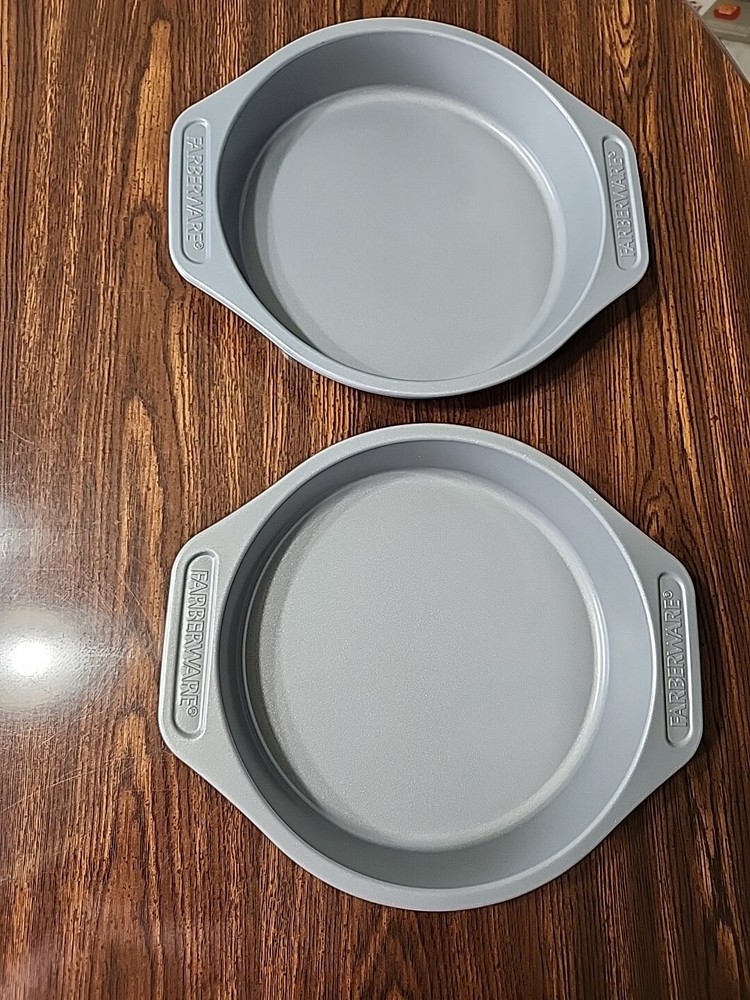 Farberware Non Stick  2pc Bakeware Set: 8" Round Cake Pans EUC