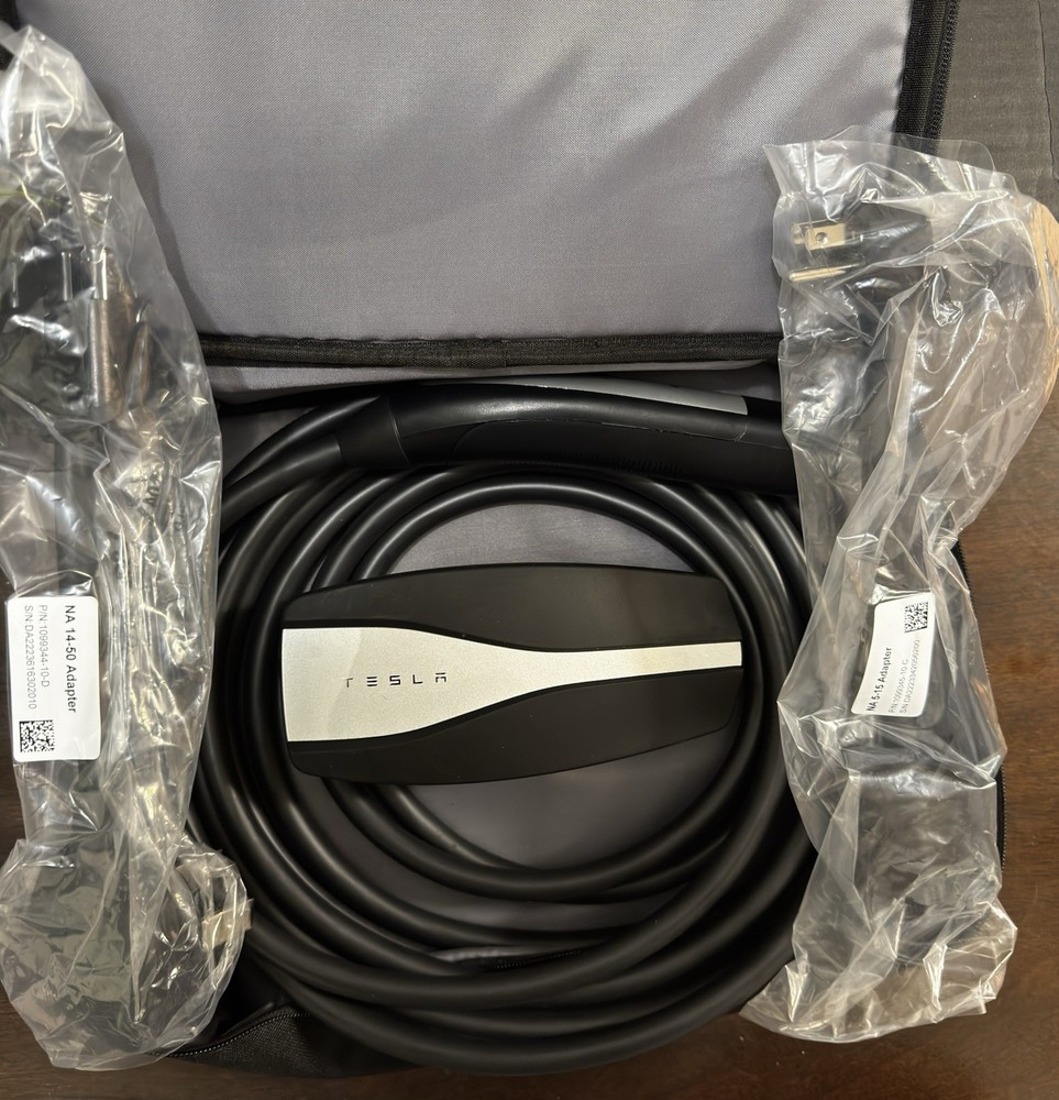 Tesla Mobile Connector