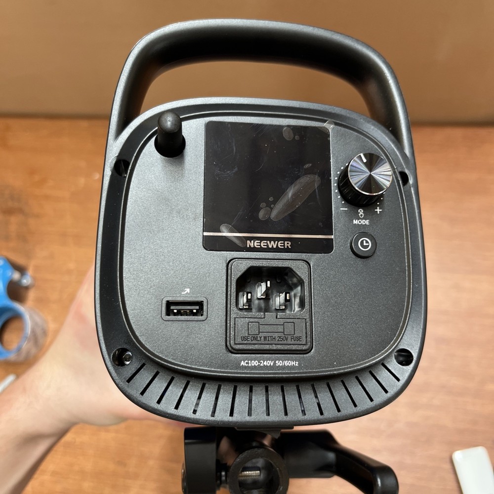 NEEWER CB60 LED Video Light