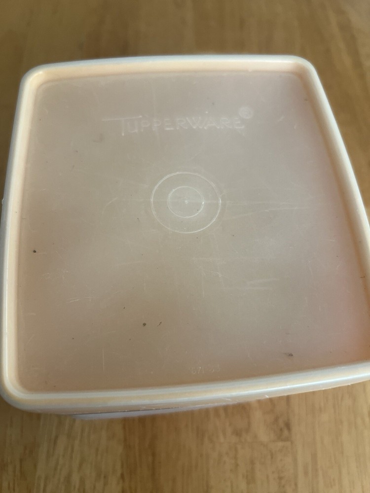 3 Vintage Tupperware Sandwich Keeper Containers & Lids