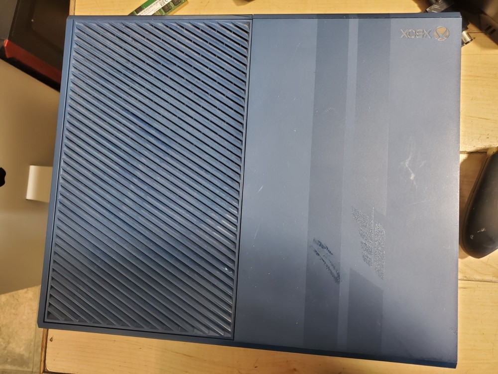 Microsoft Xbox One Console Gaming System Blue 1540 With Charger No Controller