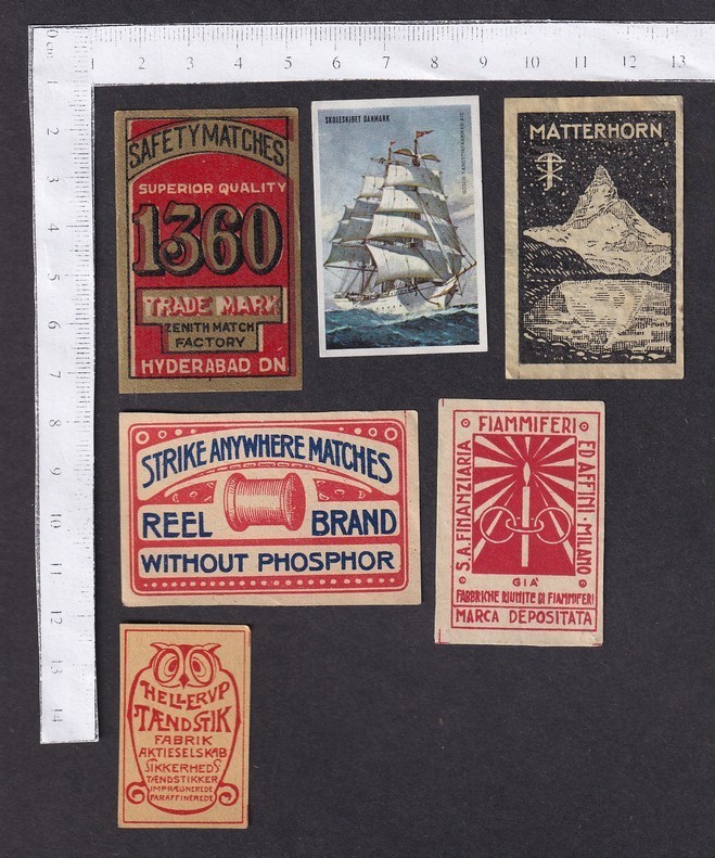 Worldwide vintage matchbox labels (40)