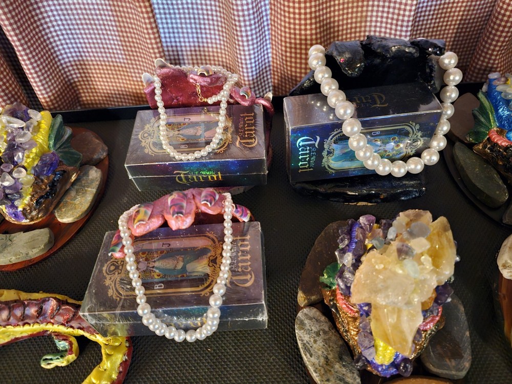 Tarot Card Holder With Cards