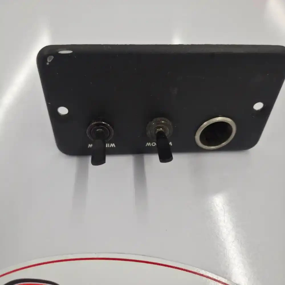 2000 Freightliner FLD120 Switch Panel