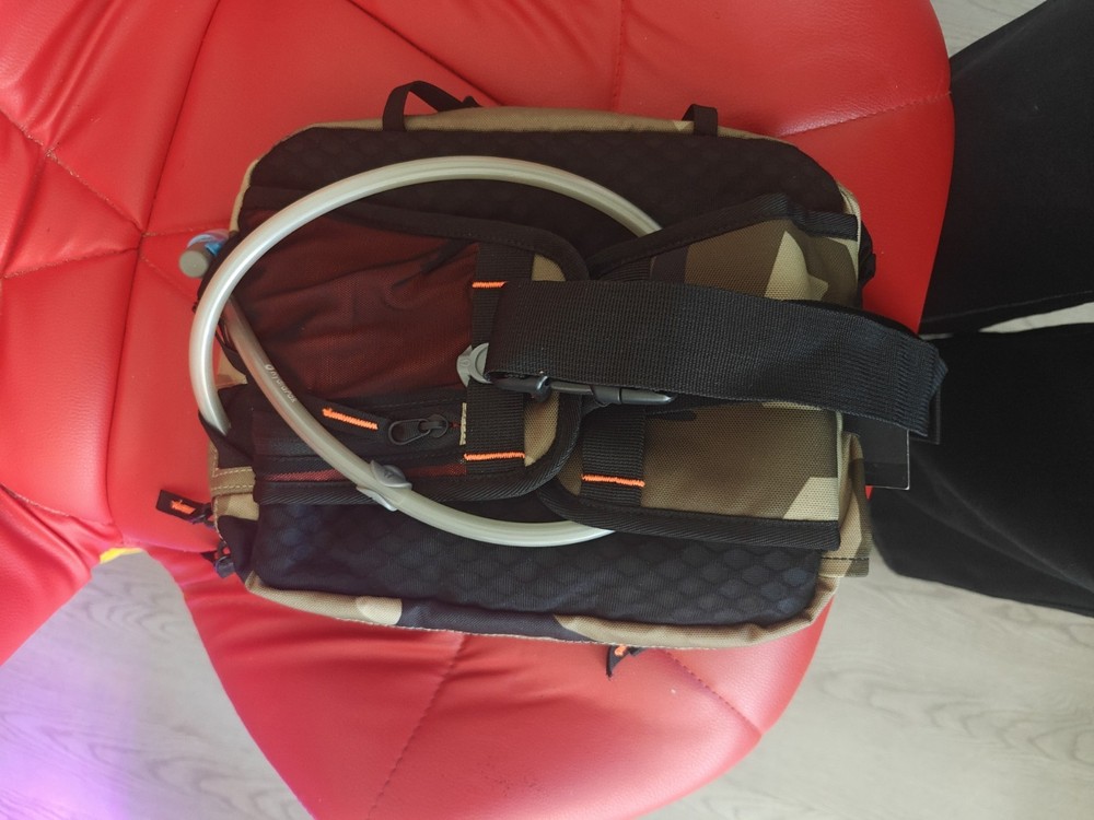 FOX 5L LUMBAR HYDRATION PACK BLACK