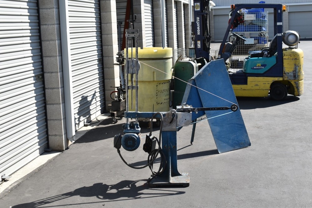 Stephen Bader Space Saver belt grinder