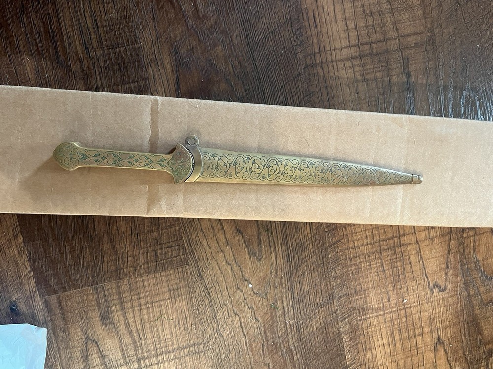 Bronze Handle Dagger