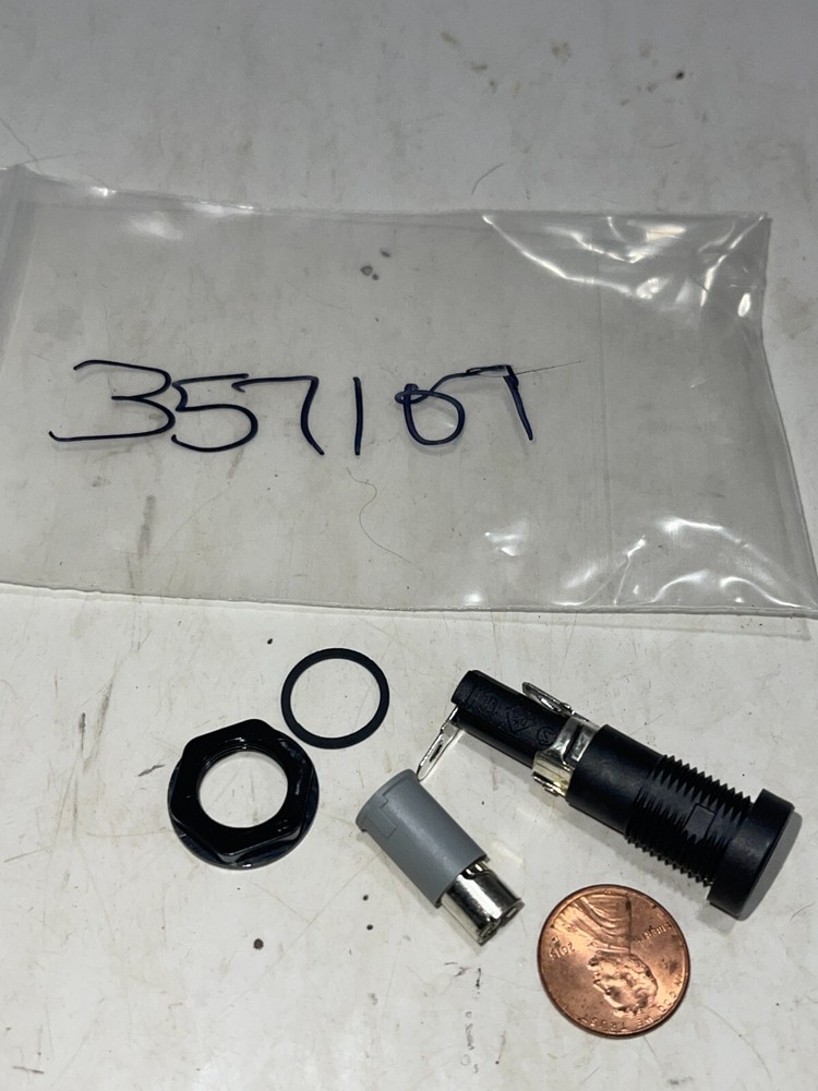 LINCOLN FUSE HOLDER / CAP ASSEMBLY PN:357107