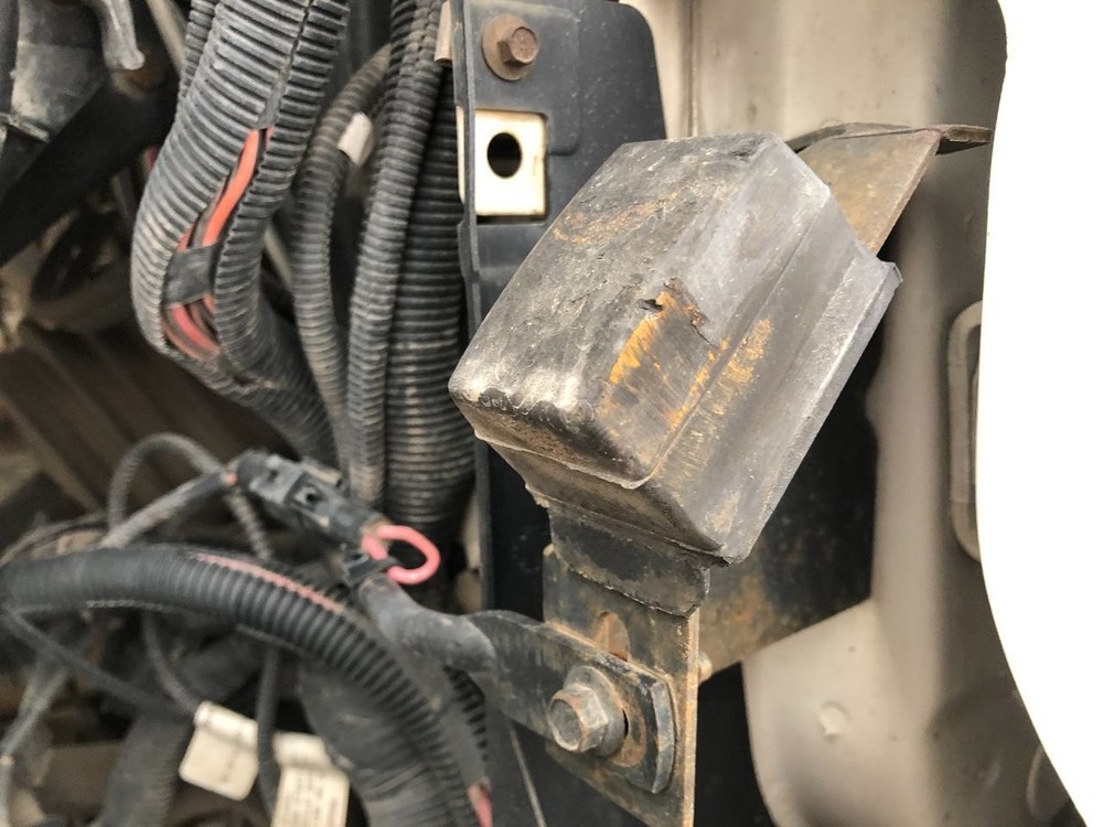 Sterling A9513 Left/Driver Hood Rest - Used