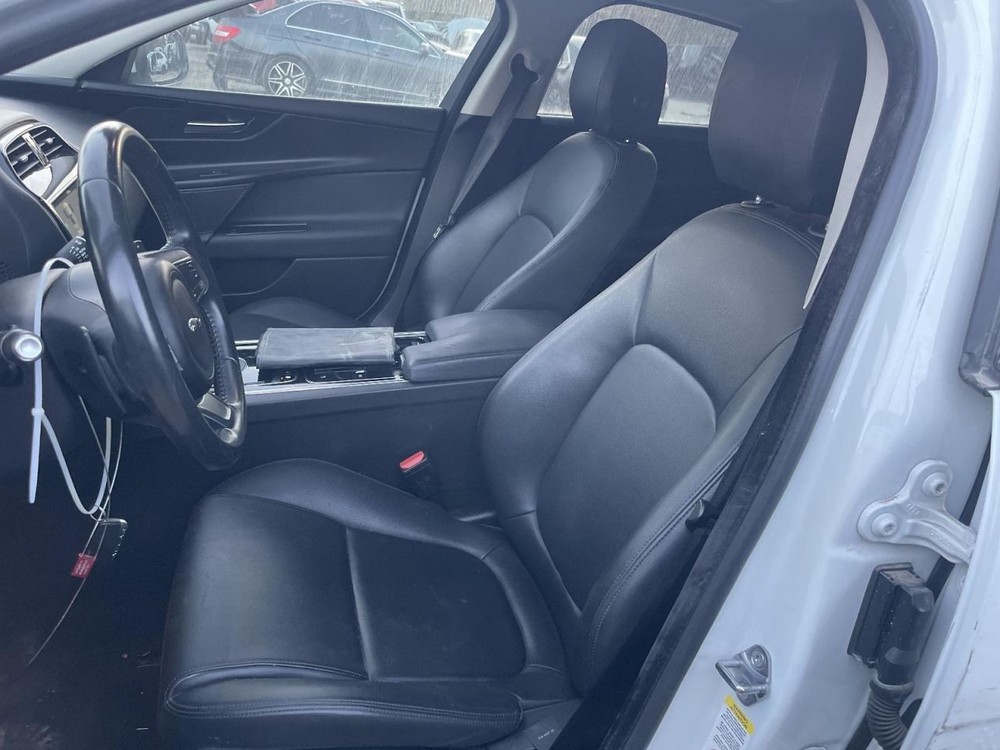 Sun Visor Left Driver Without Illumination Fits 17-20 F-PACE 990519