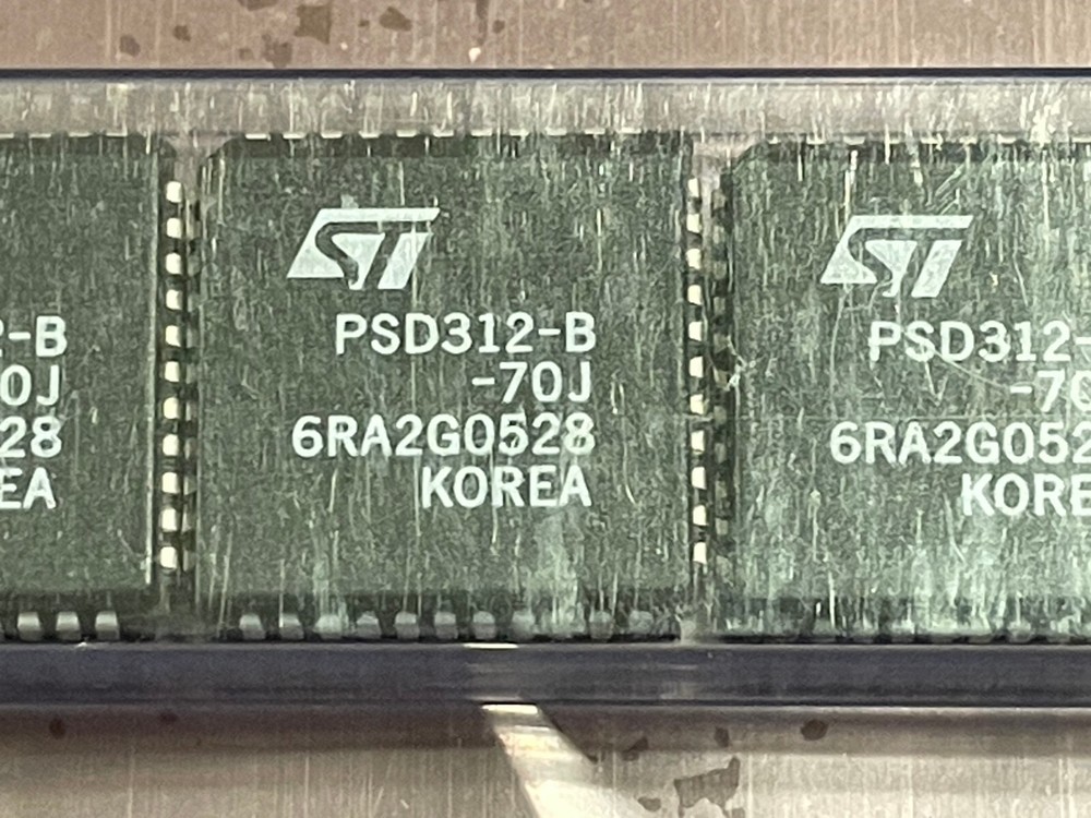 STMicroelectronics PSD312B-70J