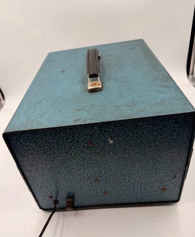 Vintage CONAR Model 251 Oscilloscope – Tested & Working