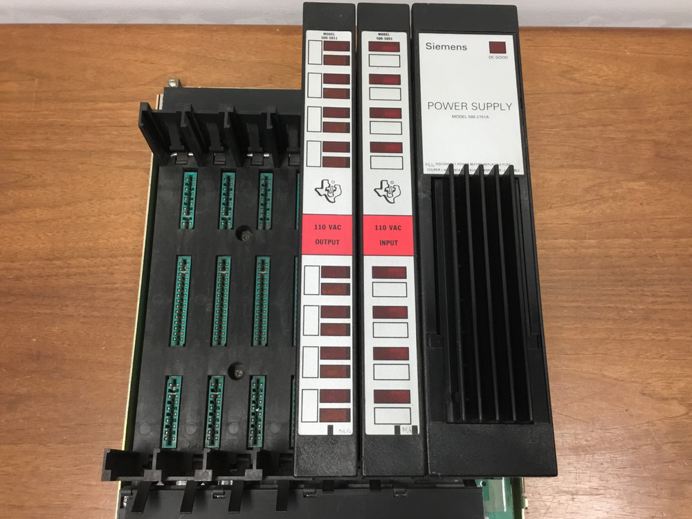 Texas Instruments - Model 500-5892 - 6 Module I/O Base