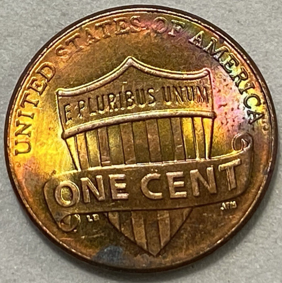 2018 Lincoln 1 One Cent with natural Rainbow Toning  from bank roll  225