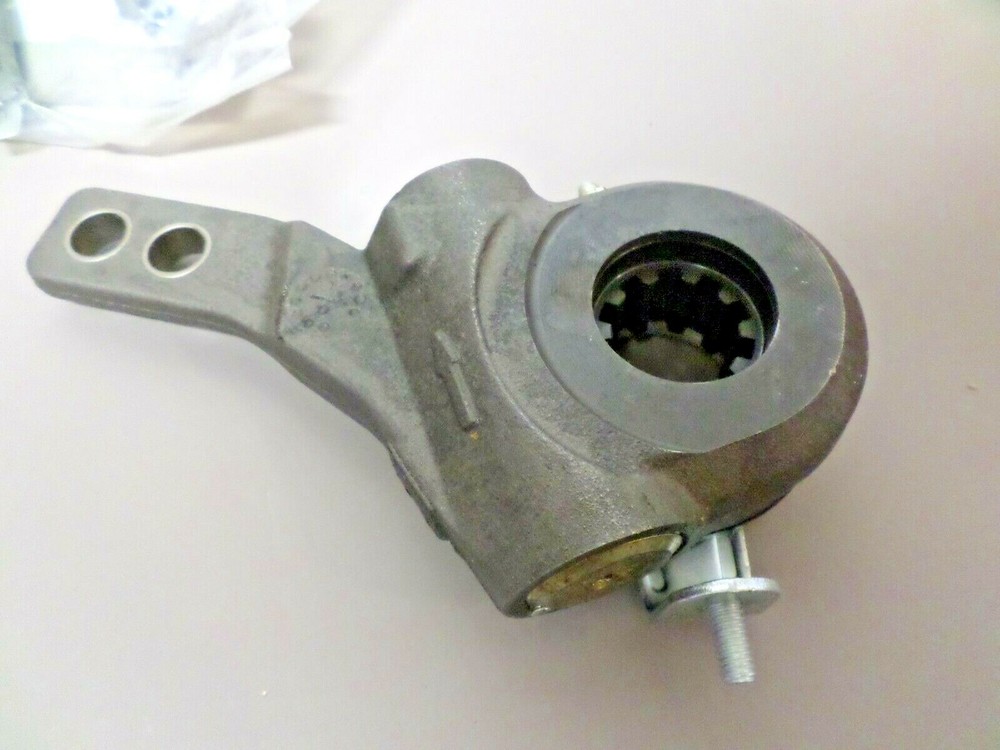 Spicer 815809 Slack Adjuster and Bracket Kit