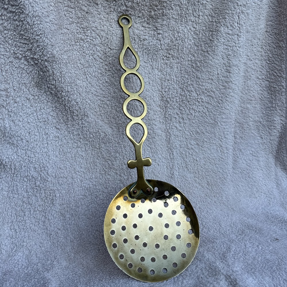 Vintage Chestnut Roaster. Fireside Tool. Strainer. Brass 39cm Long