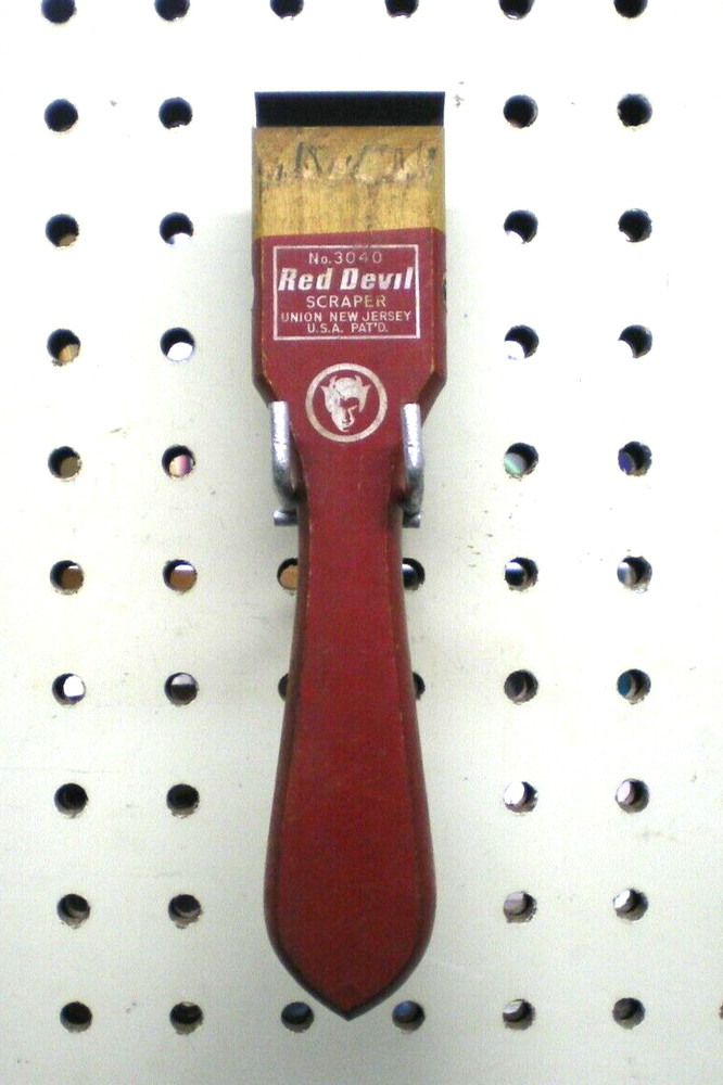 Red Devil wood paint scraper No. 3040
