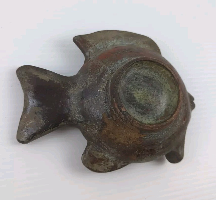 Fish Ashtray Pottery - Cast Iron Look