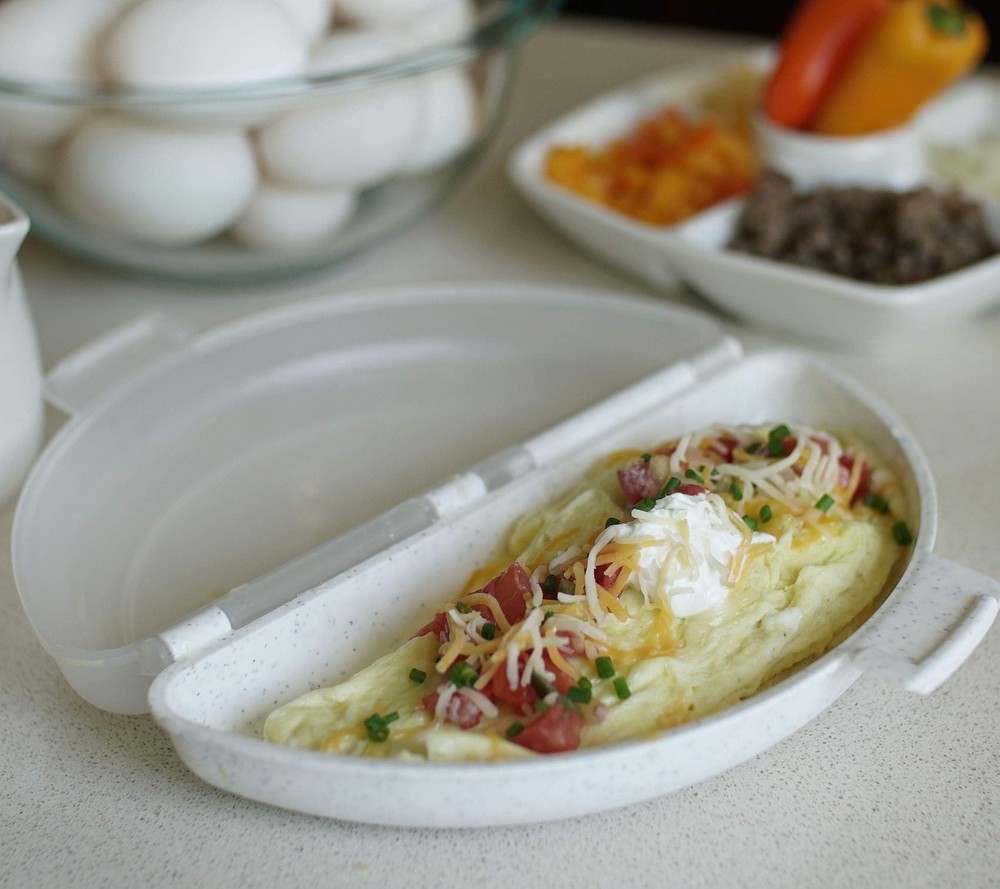Microwave Omelet Maker, Nonstick 3-Egg Capacity, Quick & Easy Breakfast Cooke...