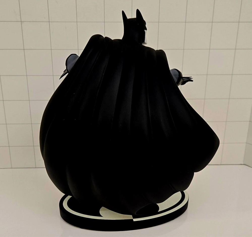 DC Direct - Batman: Black & White (Bruce Timm) 2009