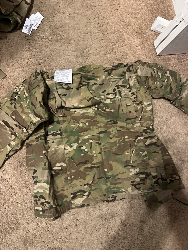 OCP Army Combat Uniform Coat Small/Regular