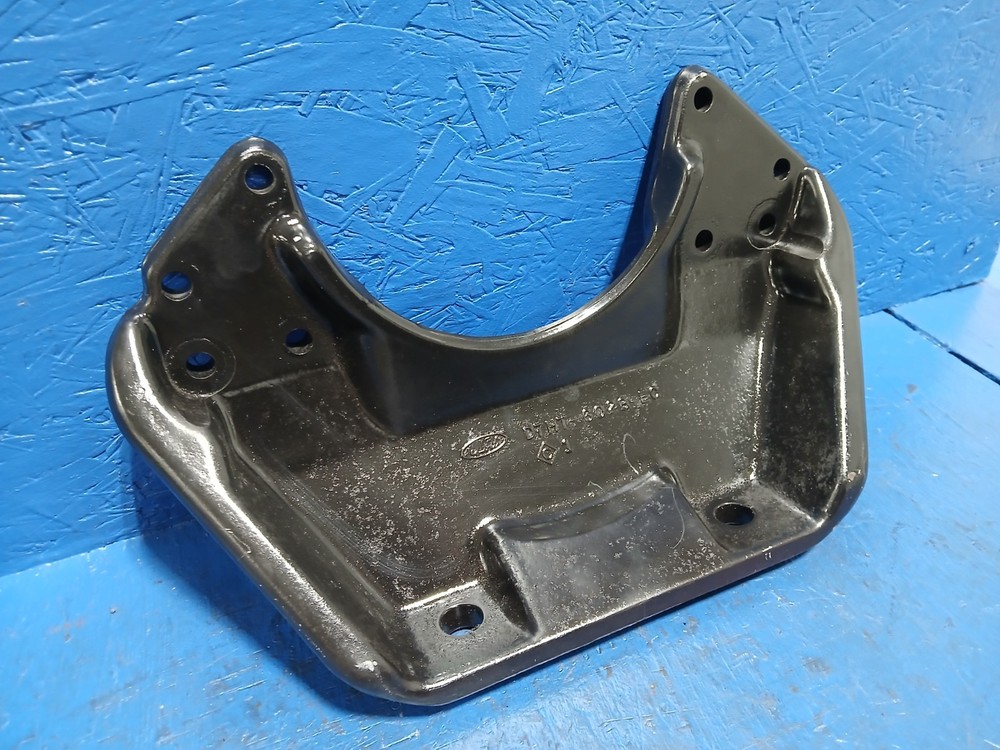 CUMMINS 855 N14 ENGINE FRONT MOTOR MOUNT D7HT-6028-EC / D7HT6028EC - 52032