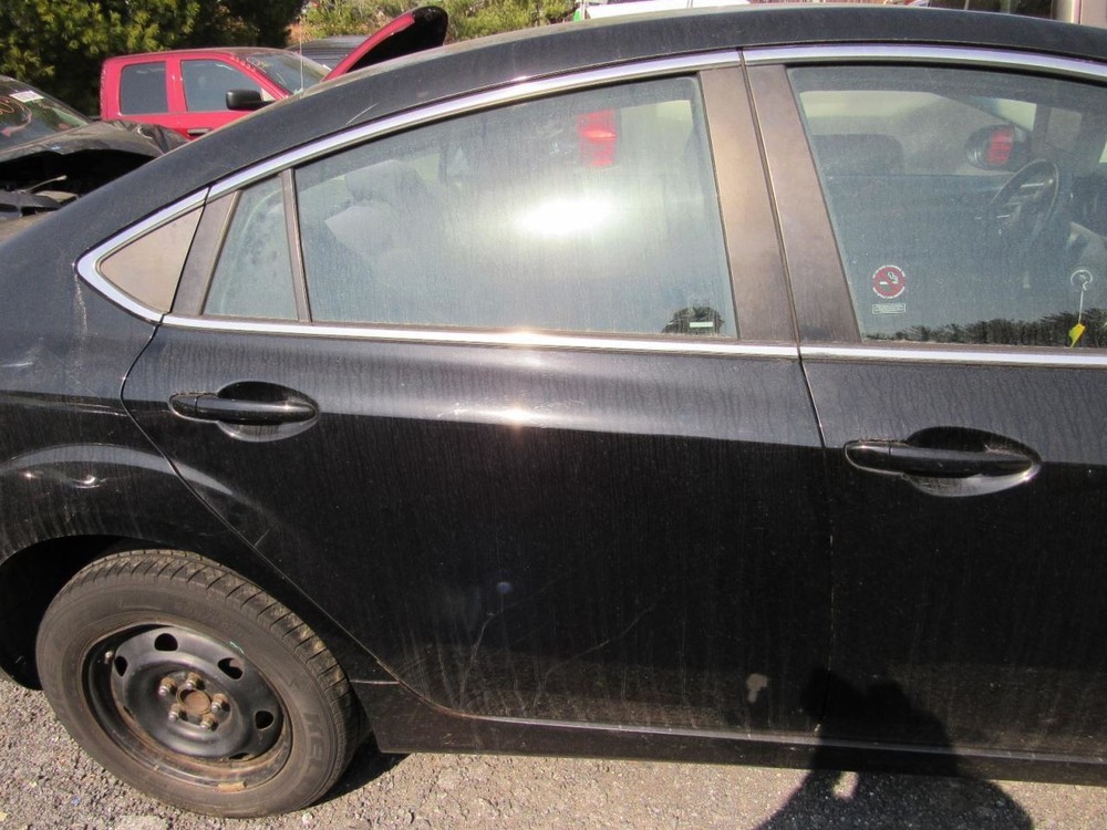 6 2013 Glove Box 1036858