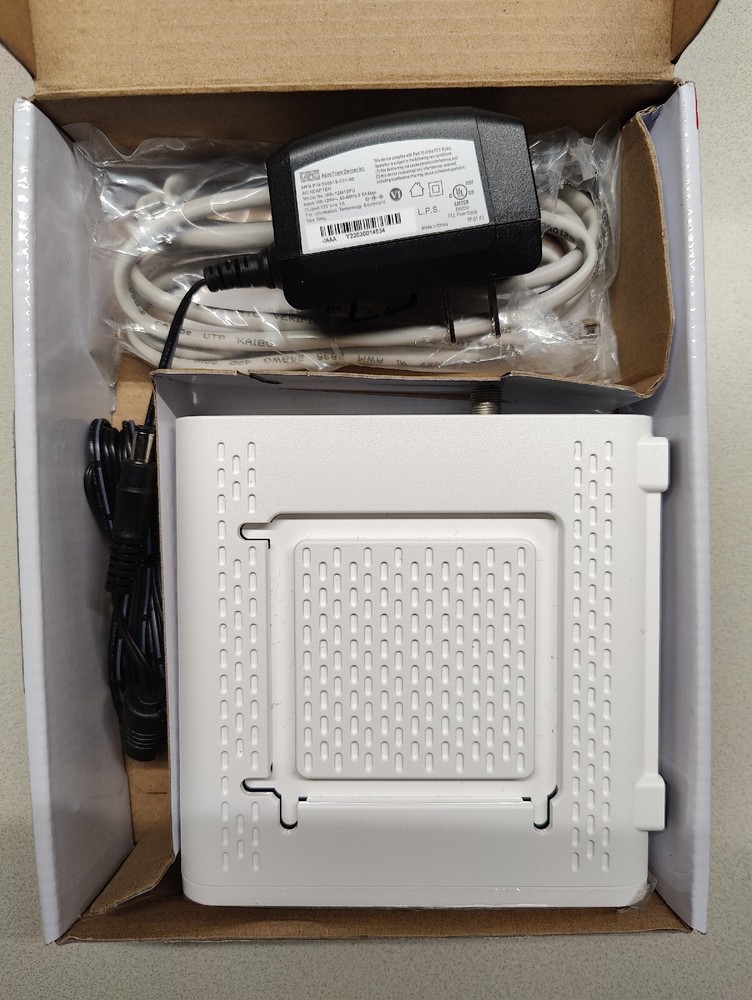 ARRIS SURFboard DOCSIS 3.0 Cable Modem - SB6190